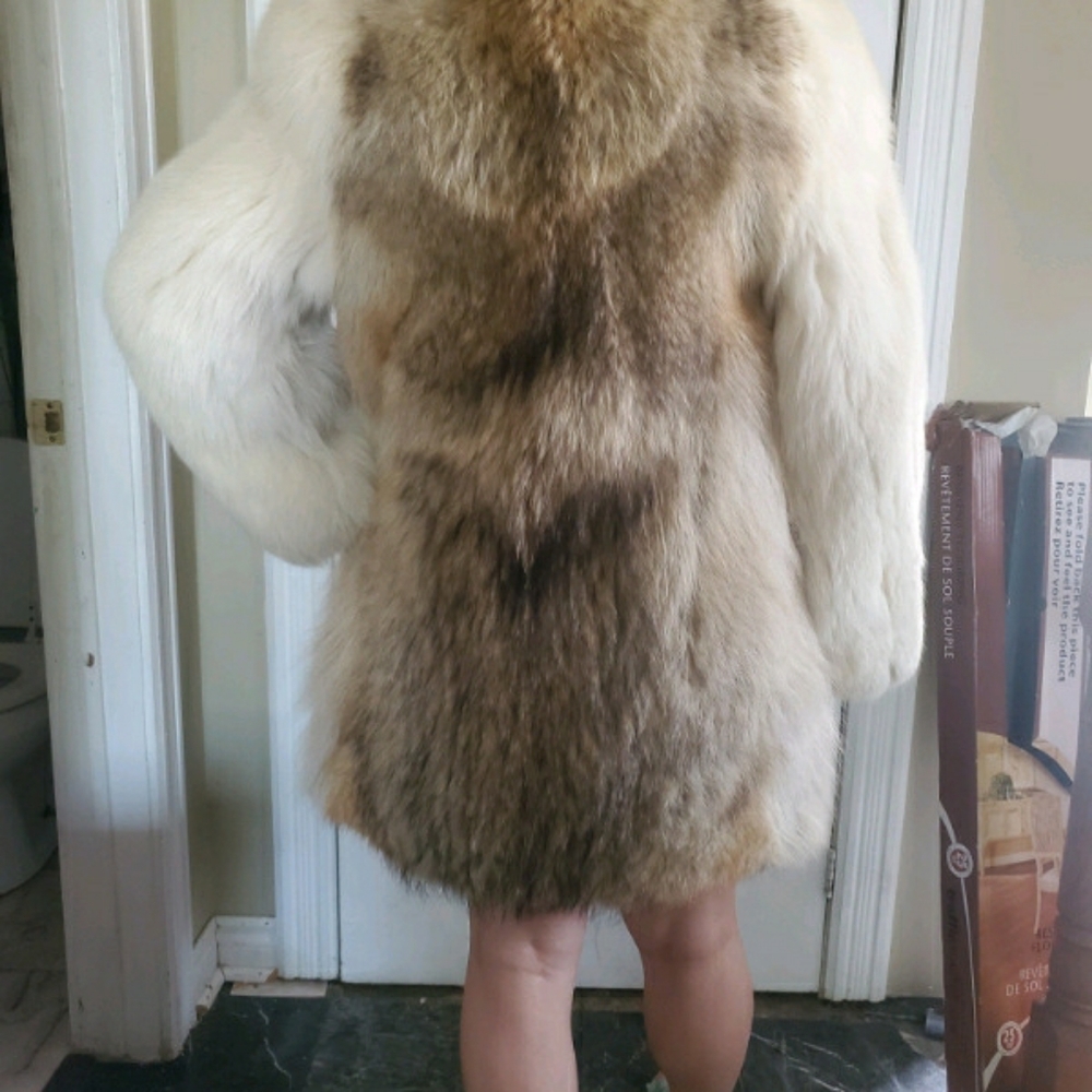 Real Fur Coat - Picture 5 of 6